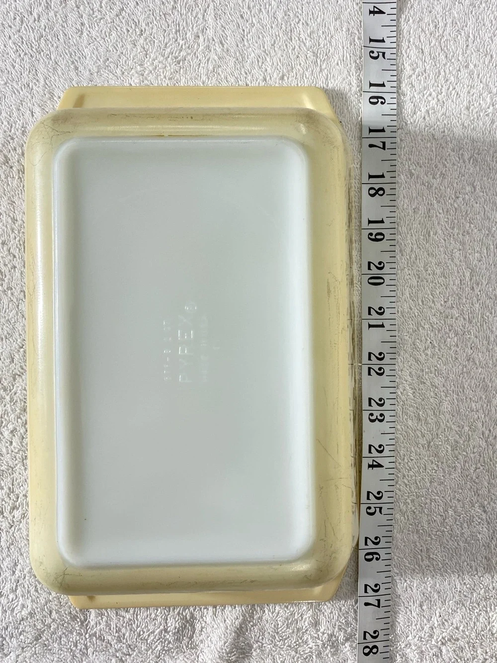 Vintage 1960–1963 PYREX Golden Acorn #575-B 2 Quart Space Saver Baking Dish - Picture 16 of 16